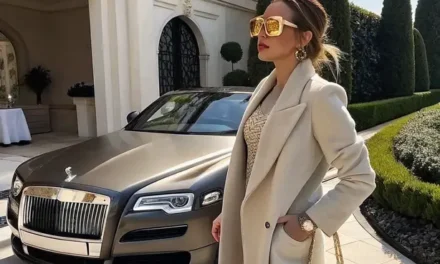 Aviator Sunglasses for Women: Feminine Power Meets Iconic Design