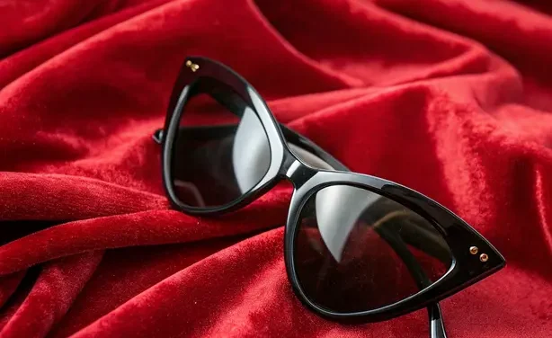 Cat Eye Sunglasses: The Vintage Comeback That’s Defining Modern Glam