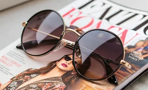 Oversized Round Sunglasses: A Bold Trend Inspired by Iconic Celebrities