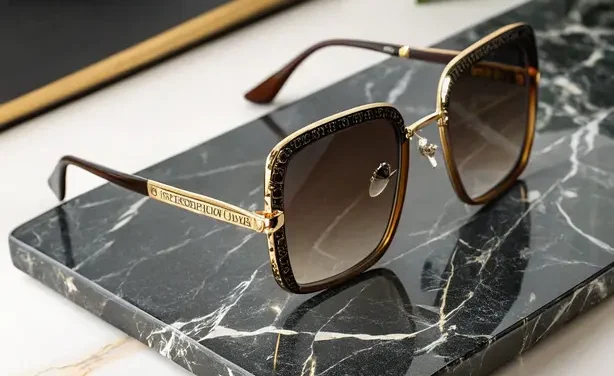 Oversized Square Glasses: Make a Bold Fashion Statement