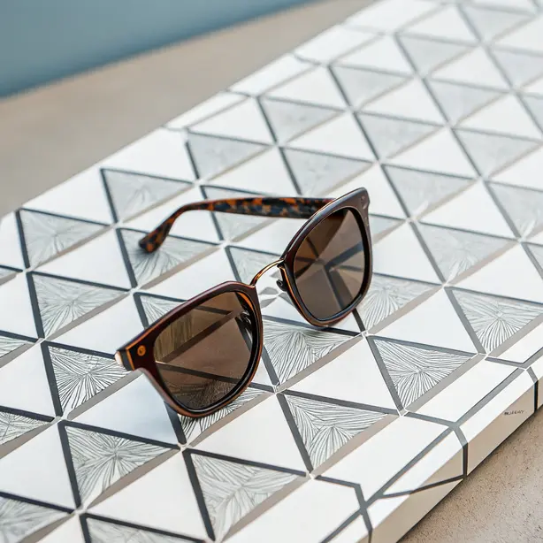Geometric Frame Sunglasses: Futuristic Shapes for a Bold Look