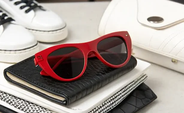 Red Frame Sunglasses: Add a Pop of Power to Your Look
